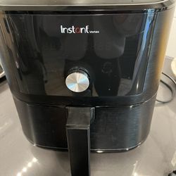 Instant Pot Vortex 6 Qt 4-in-1 Air Fryer 