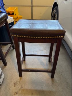 Bar Stool (set of 4)