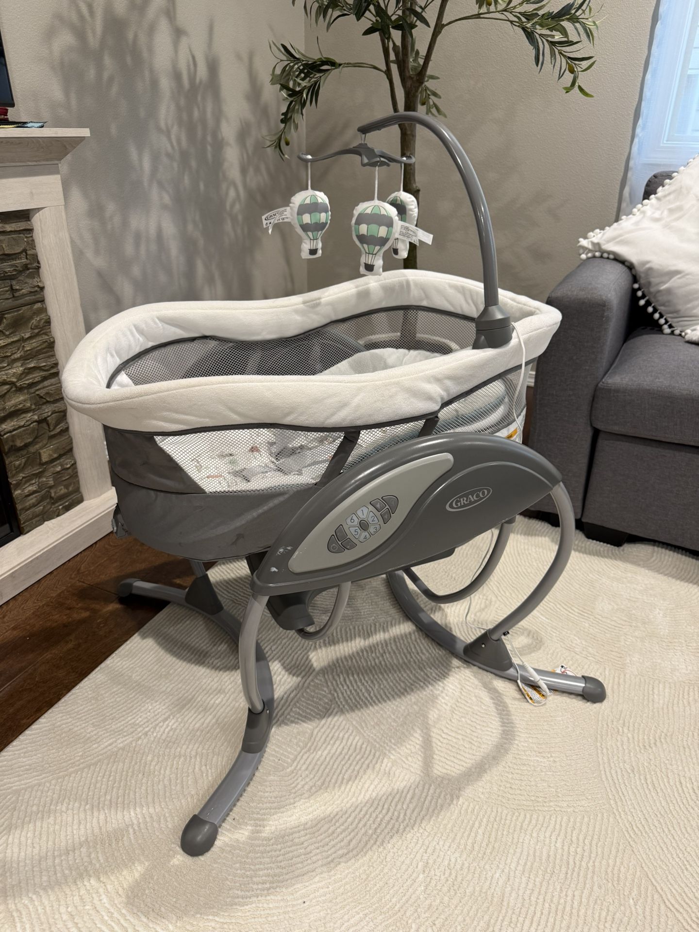Graco Baby Crib 