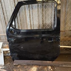 2018 Jeep Wrangler L Front Door