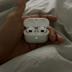 Gen 4 AirPods