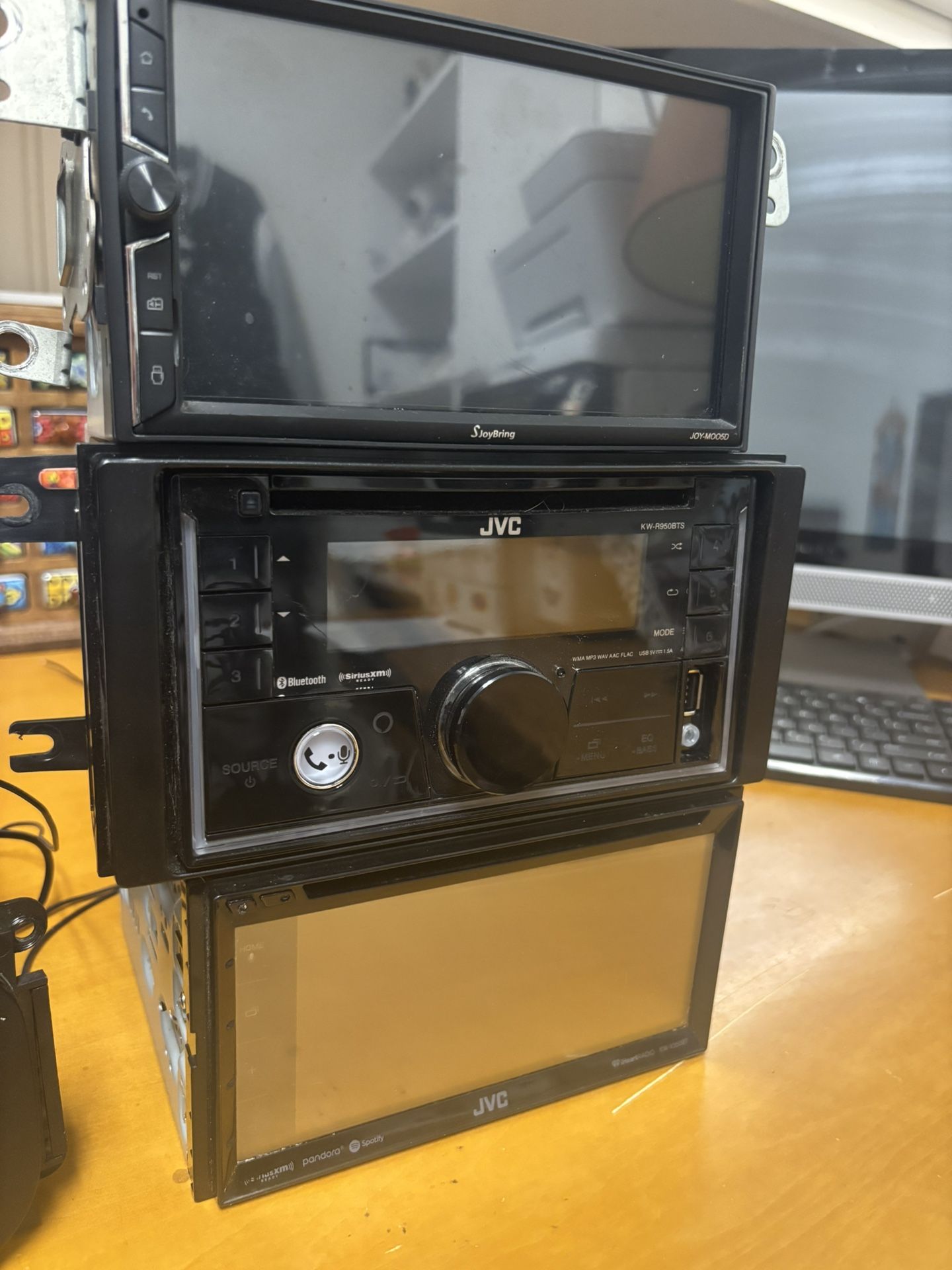 3 Stereos Available