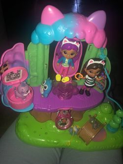 Gabby’s doll house