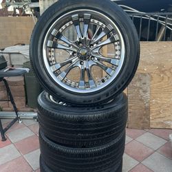 20inch Used Rim And Tiers 265#50#20 Size Tire 4 Set of tiers and rims dodge and ford truck 5 lognot