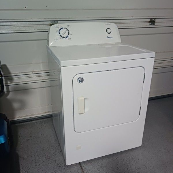 Amana By Whirlpool Corporation Gas Dryer Excellent Working Condition