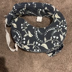 Nursing / Breastfeeding Pillow
