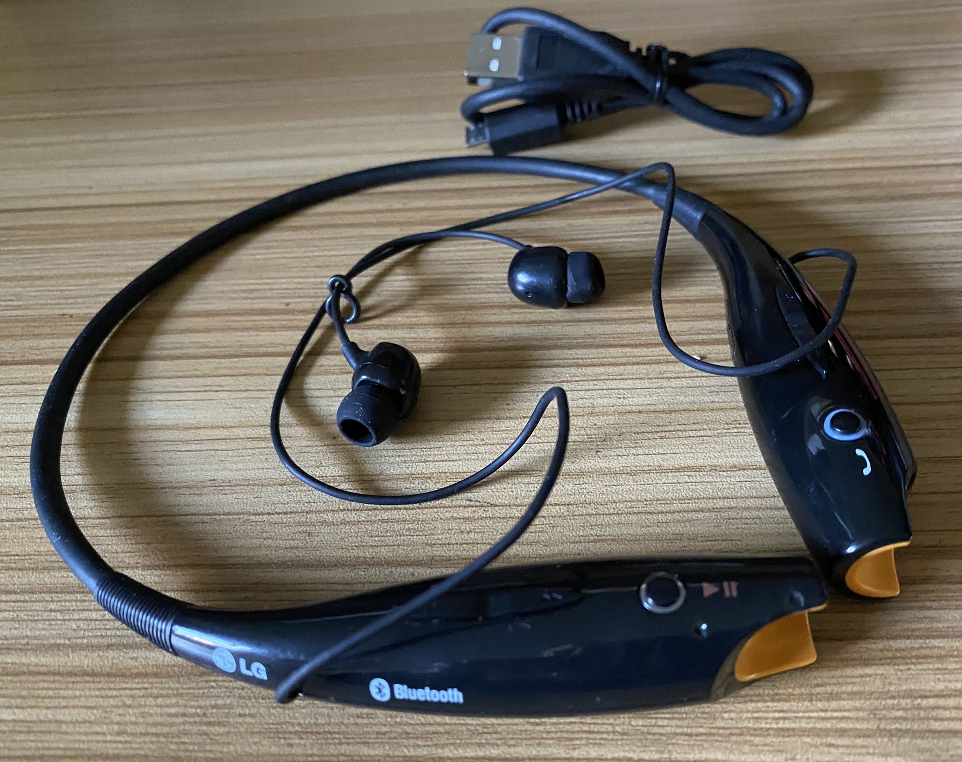 Grudge slank Bliv ved LG TONE HBS- 700 Bluetooth Wireless Stereo Headset for Sale in Torrance, CA  - OfferUp
