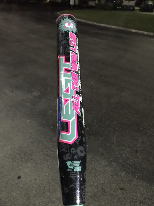 Softball bat Worth legit jeff hall ATWL