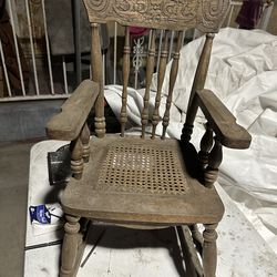 Kids rocking chair
