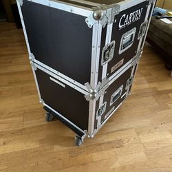 Carvin Musician Road Cases On Wheels