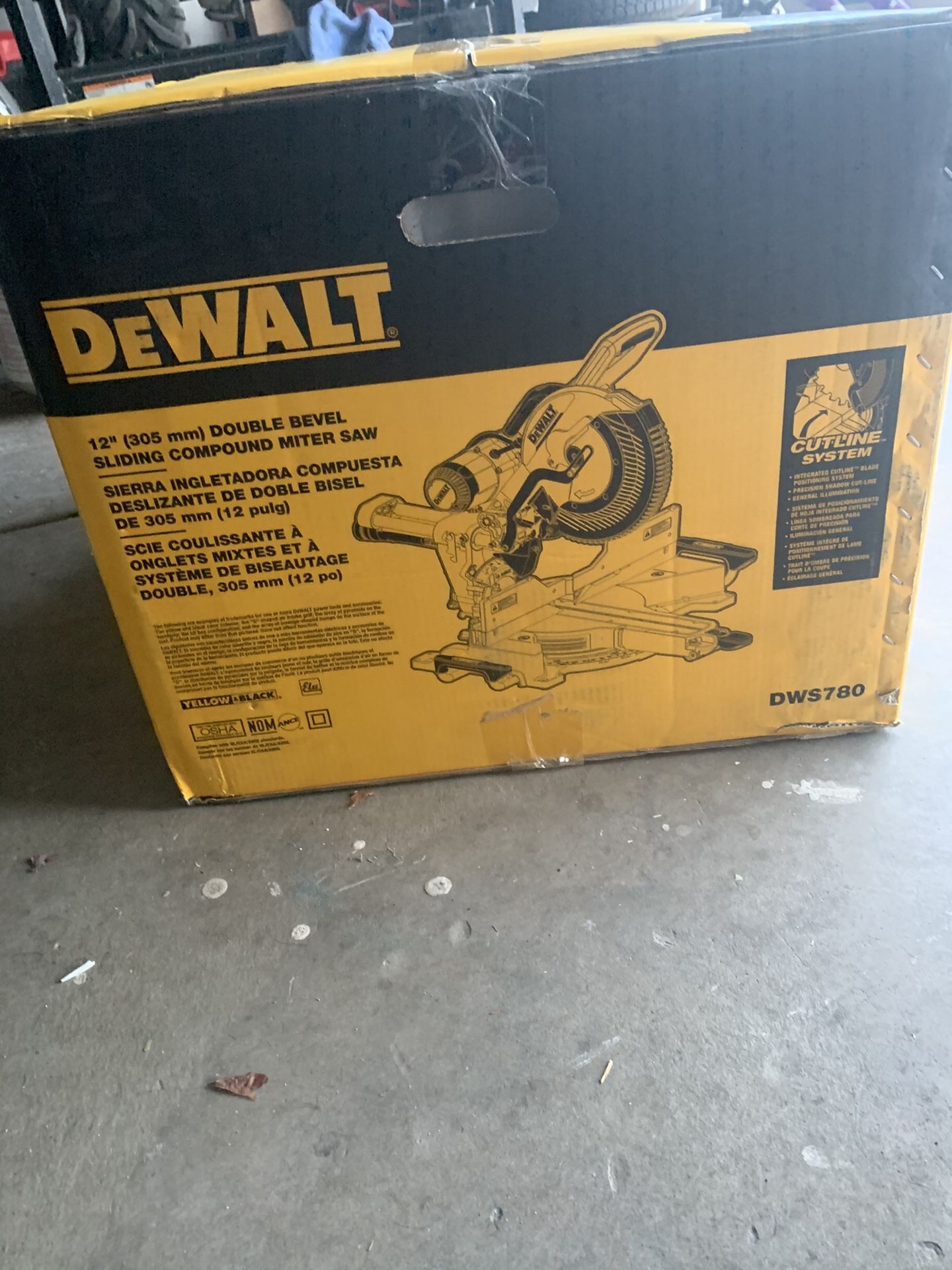 Brand new dewalt miter saw dws780