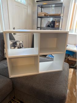 Cube cabinet