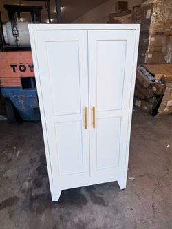 Metal Pantry Cabinet, Kitchen Pantry Storage Cabinets with 2 Door and 3 Adjustable Shelves, White Kitchen Pantry Cabinet, Freestanding Cupboard for Di