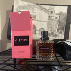 Valentino Donna Perfume