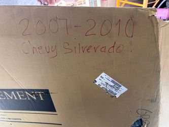 Chevy Silverado hood
