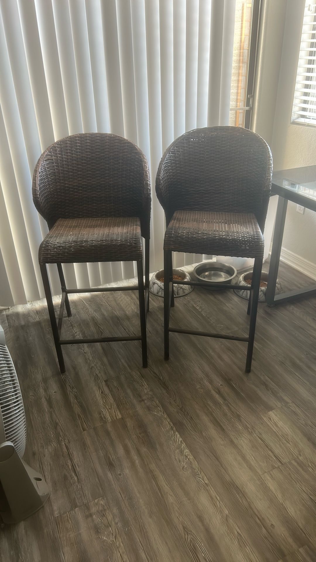 Wicker Chairs With Metal Frame 