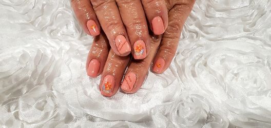 Gel X Mani