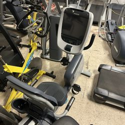 Precor RBK 885 Recumbent Bike 