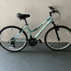 BICYCLE HUFFY 18 SPEED SIZE 26 BRAND NEW 