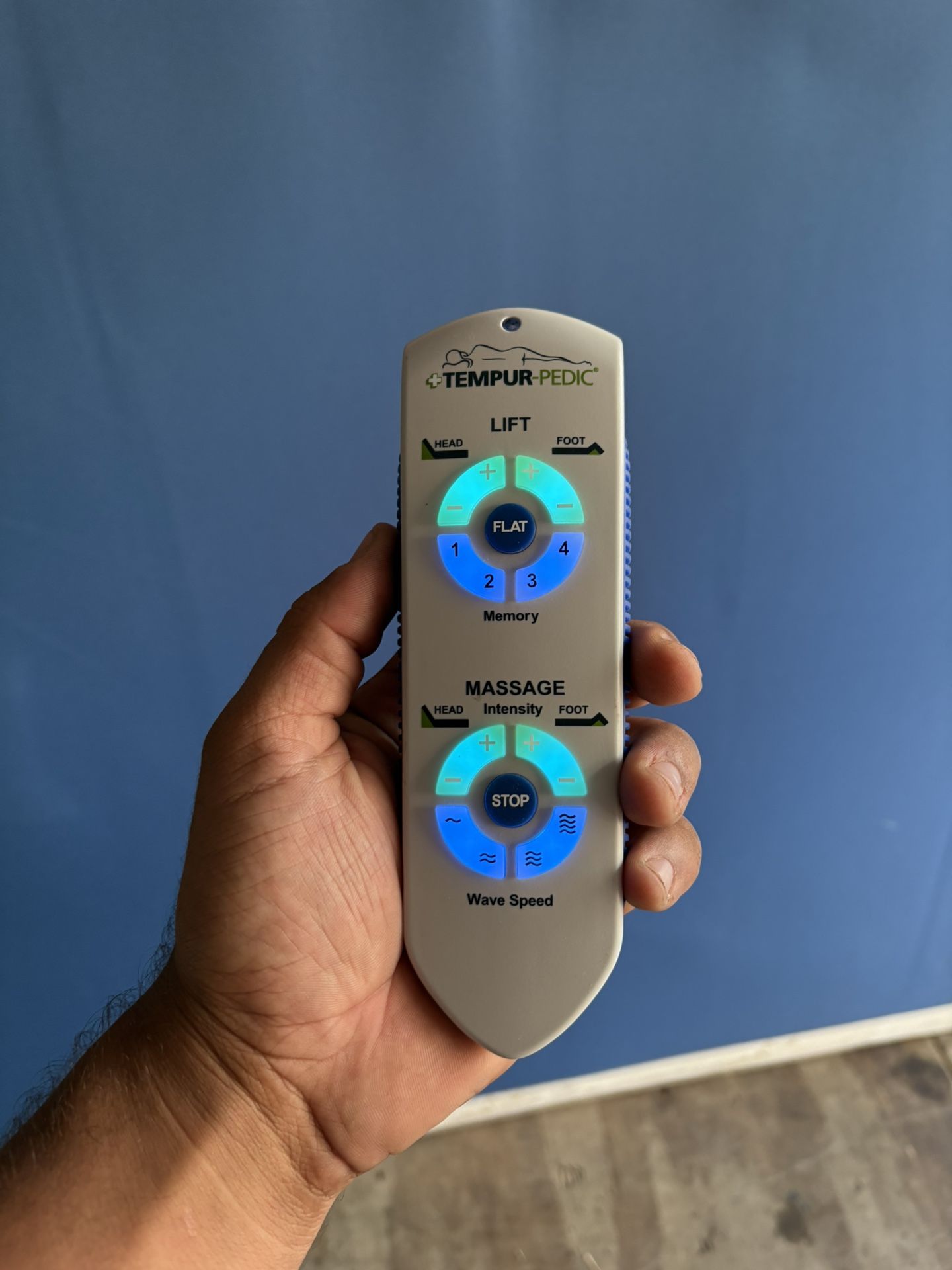 Queen adjustable Tempur-pedic bed set