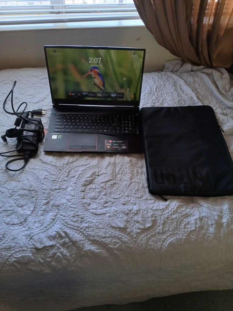 MSI GE75 Raider Intel 10th Gen RTX 2060 Gaming Laptop