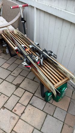 skis for snow