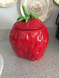 Strawberry cookie jar-vintage