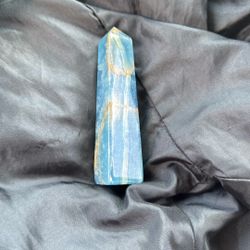 Blue Tower Onyx Crystal