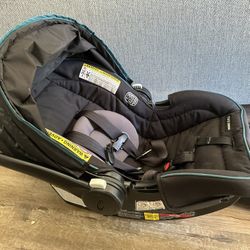 Graco SnugRide 35 Infant Car Seat with Base – Excellent Condition 