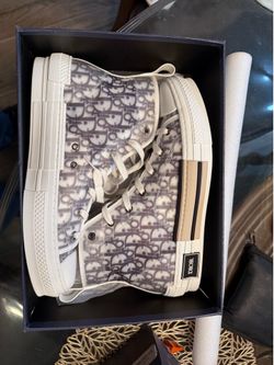 Dior’s 1:1 SIZE 10