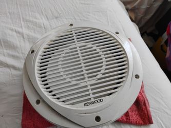 Kenwood marine speaker