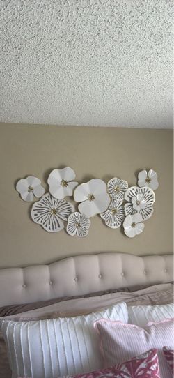 White and gold flower metal wall decal