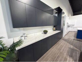Kitchencabinets & countertops