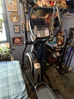Pro-form Carbon E7 Elliptical