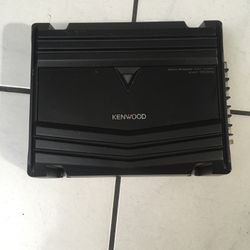 NICE AMPS KENWOOD!  ALMOST NEW!  EVERYTHING WORKS!
