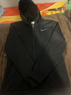 Nike Tech