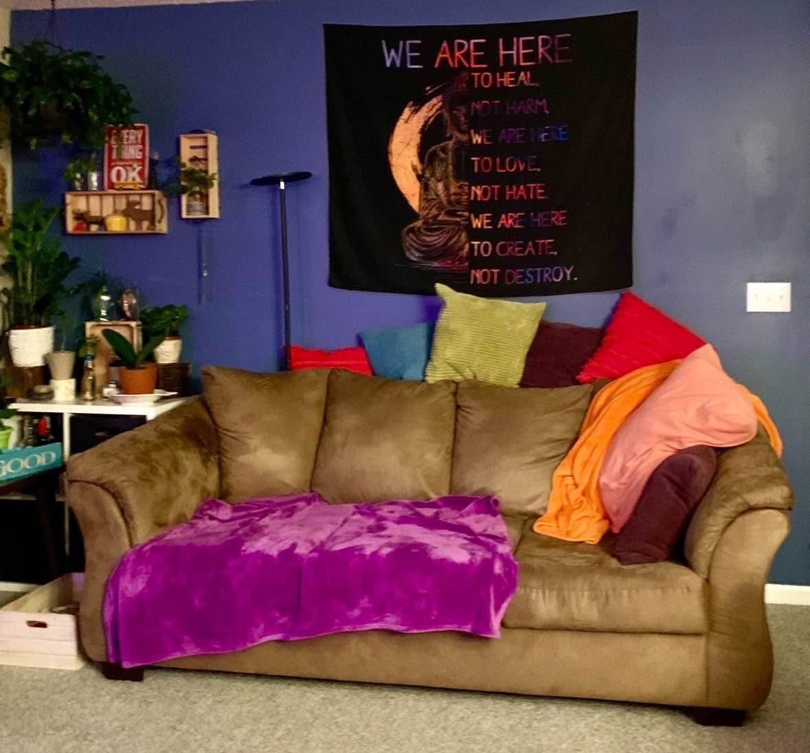 Sofa / Couch *Pull Out Full Size Bed