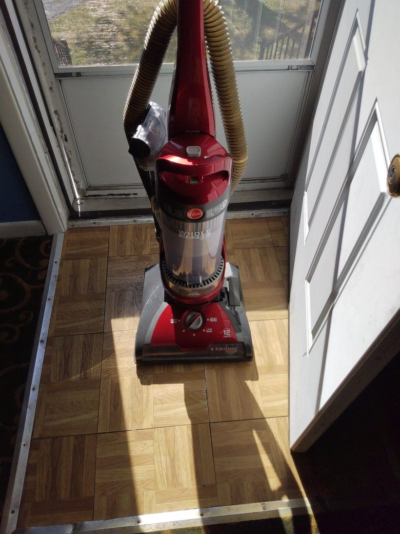 Hoover Vacuum - Whole House Elite