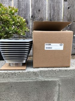 S&S Two. Cylinder. Jugs silver110 4 inc bore 1999 and up for dyna And baggers Brand new in box