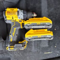 Dewalt 20 Volt.