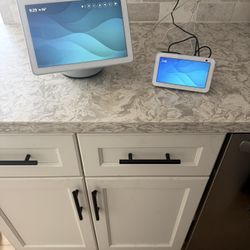 echo show 8 and echo show 5