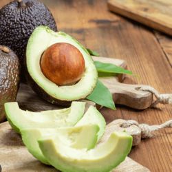 Hass Avocado Trees  🌳🥑