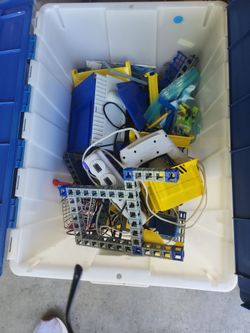 Rokenbok system