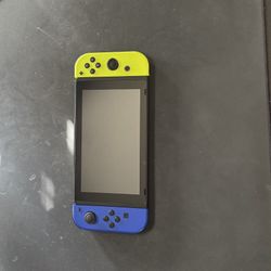 Nintendo Switch 