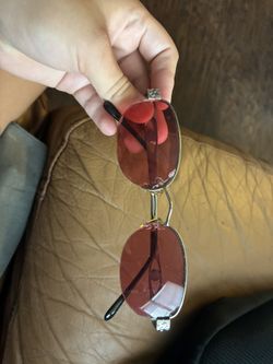 Glasses Trying To Sell As Quick As Possible