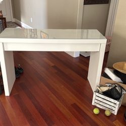 IKEA Malm Dressing Table 