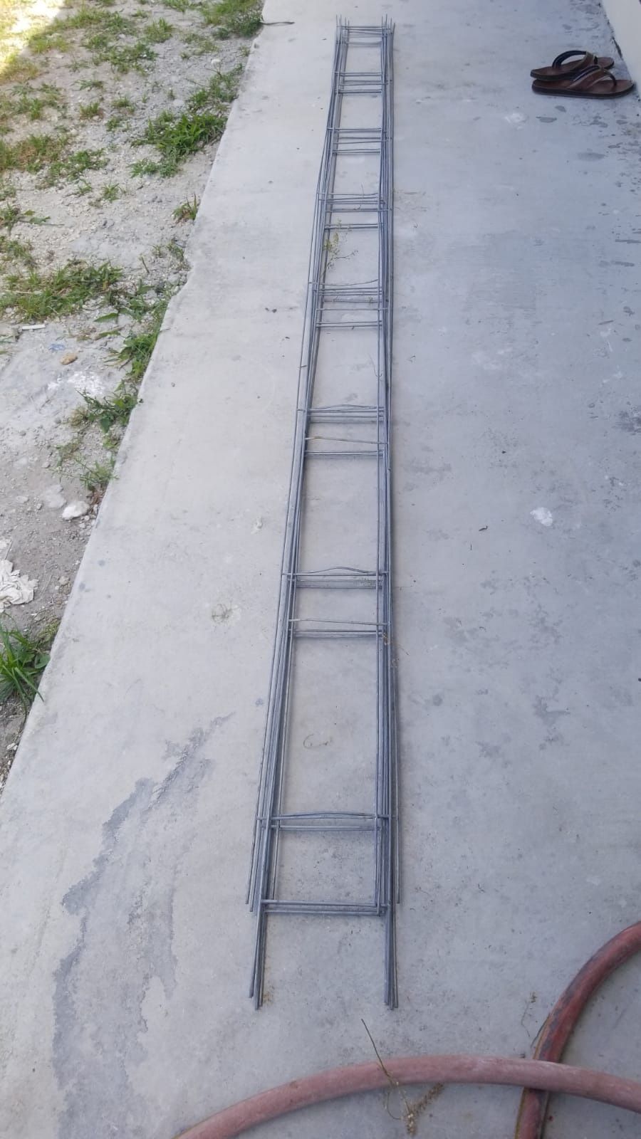 32 Pcs Of Ladder Mesh Block