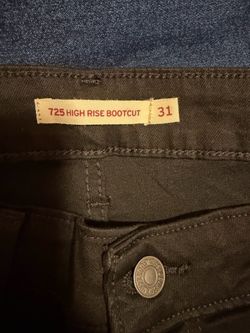 Women’s Levi’s 725 size 31
