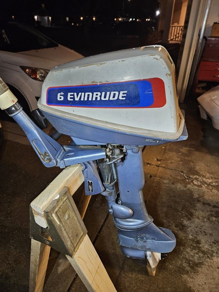 Evinrude 6HP Outboard Motor.