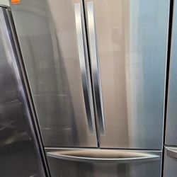 Kenmore 73025 26.1 cu. ft. French Door fridge with Ice Mak